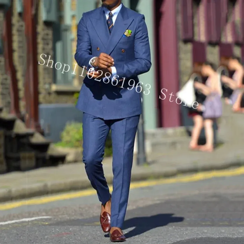 2024 Eleganckie garnitury dla mężczyzn Slim Fit Lapel Dwuzroczne 2 sztuki Formal Business Groom Wear Wedding Tuxedos Costume Homme 240307