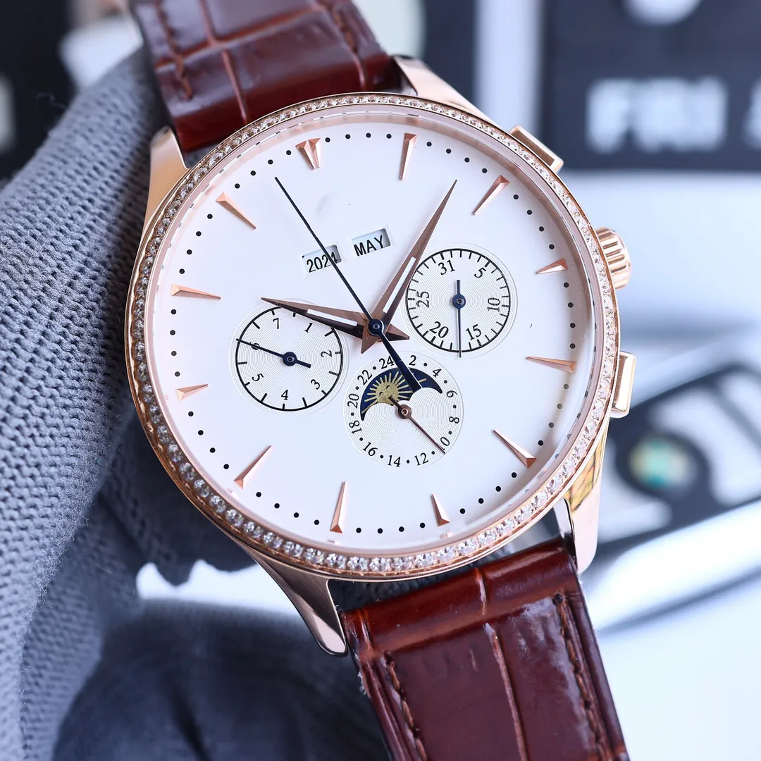 Calibre 9015 Mens Designer Watch: 40mm Diamond Dial, Sapphire 