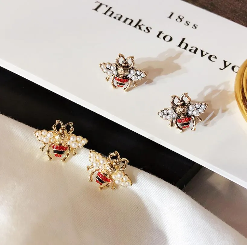 Vintage Bee Stud Earring Women Pearl Rhinestone Insect Bee Earring Gold Bronze Fashon Jewelry for Gift Party9432577