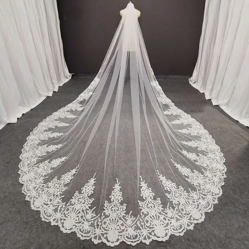 Real Pos Long Lace Bridal Veil med kam 3 meter 1 lager Cathedral White IoVry Veil Wedding Accessories230o