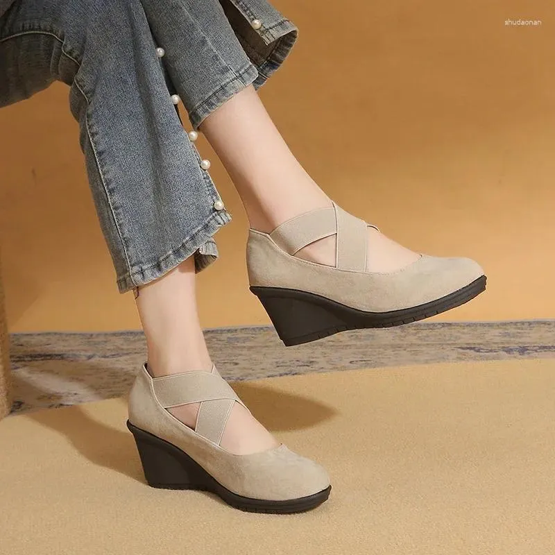 Dress Shoes Ladies On Sale 2024 High Quality Autumn Women's Pumps Round Toe Solid Flock Heels Comfortable Daily Casual