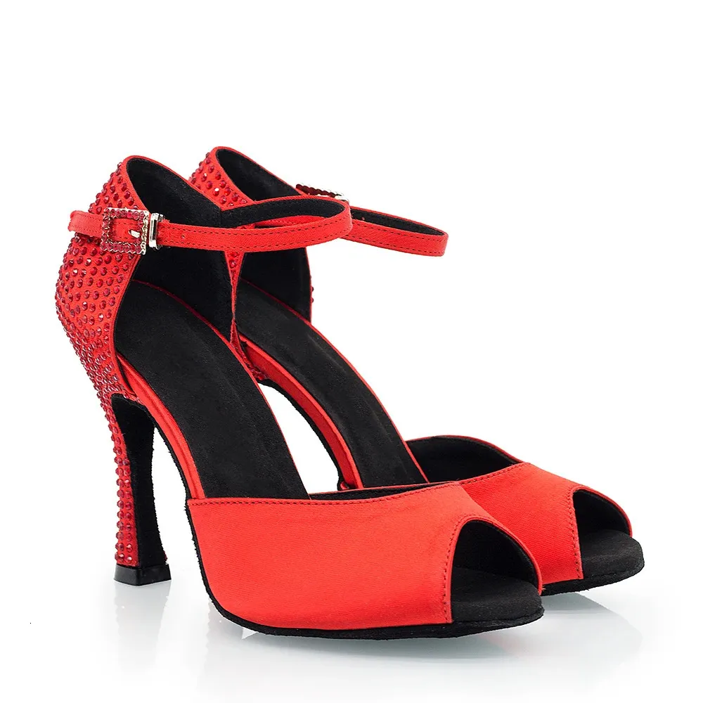 Red Salsa Latin Dance Shoes Winter Style Rhinestones On Back Part Anpassade färger Black Blue Dance High Heels 10cm 240304