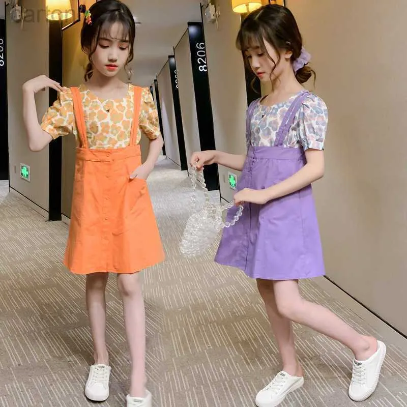 衣類セット衣類セット夏の女の子の服セット半袖子供服の子供服ベビーフラワーTシャツ+サスペンダードレス2ピーススーツldd240311