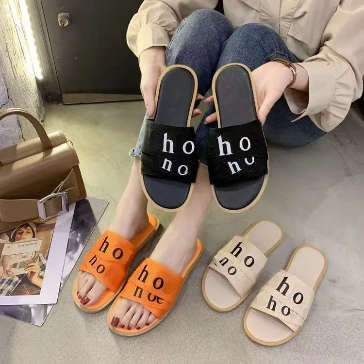 Designer Sandaler Top Woody Women's Mule Flat Slippers Light Brown Beige White Black Pink Blue Lace Letter Canvas Slippers Women's Summer utomhus inomhusskor