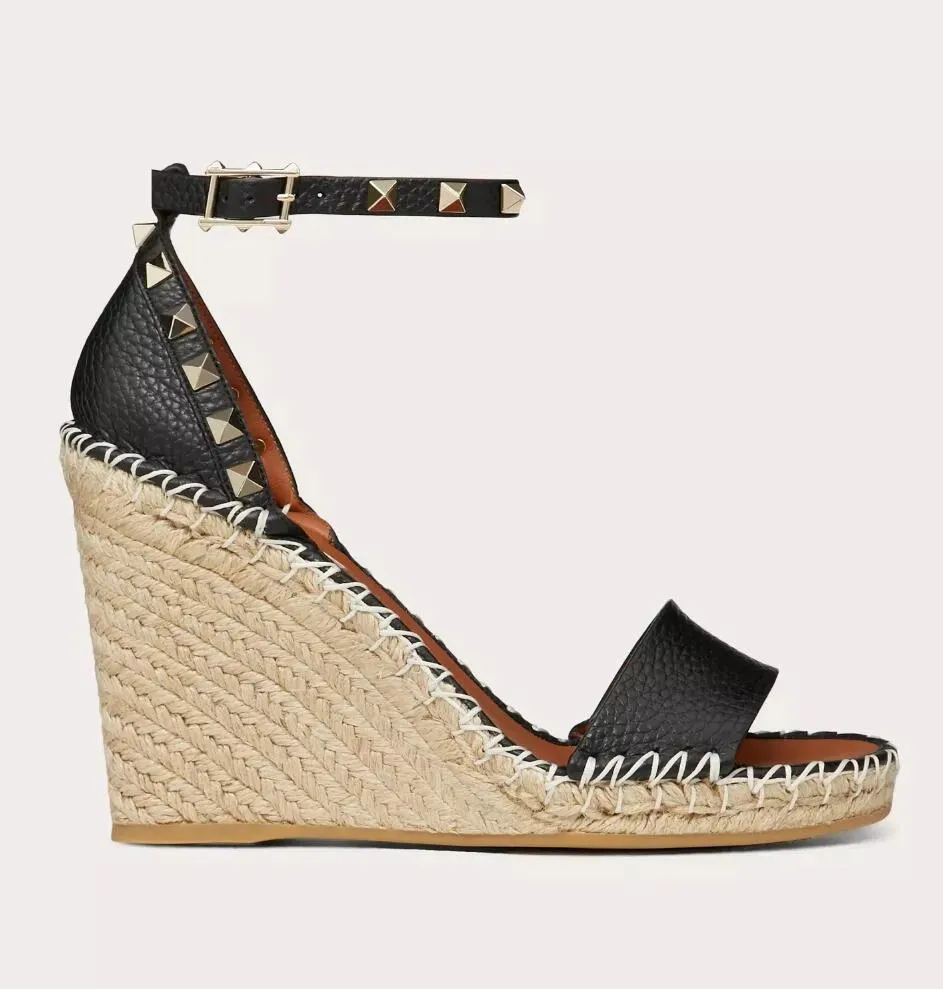 Risparmia alla grande su Sandali Donna Con Borchie Sandali A Cuneo In Pelle  Da Donna: Pelle Di Vitello Sgranata, Rivetti, Comfort Walking Eu35 43 in