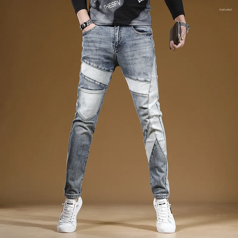 Mäns jeans Autumn Blue Patchwork Men Streetwear Slim Fit Straight Pants Korean Style Casual Ripped Denim Trousers