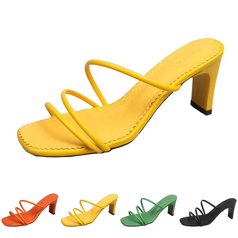 Talons de haute couture Femmes Sandales Slippers Chaussures triples blanc noir rouge jaune jaune vert brun couleur 77