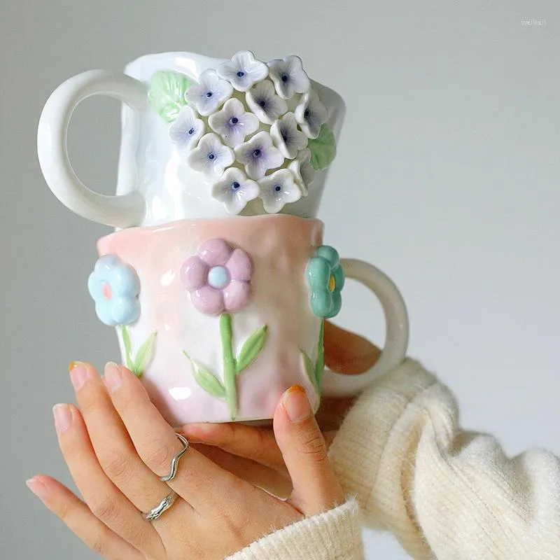 Tazze Stile coreano Prairie Chic Tazza con fiori in ceramica Tazza da caffè 3D Tazza da latte Colazione francese Set da bere per la casa Regalo per ragazza
