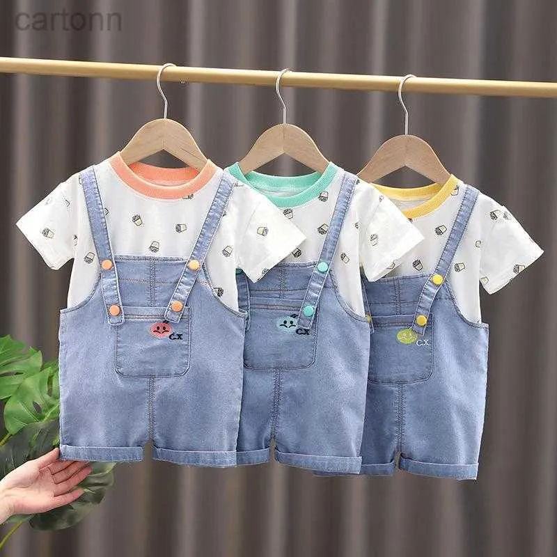 Kleidungssets Kleidungssets Sommer Cartoon Print Baby Jungen Kurzarm T-Shirt Tops Jeans Overalls Hosen Kinder Kinder Anzüge ldd240311