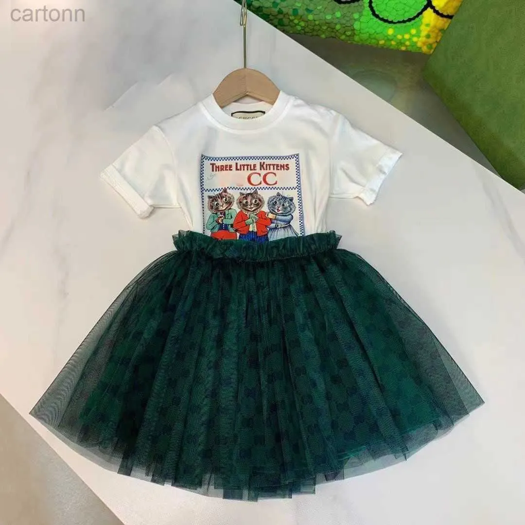 Luksusowe zestawy ubrań projektant Zestawy odzieży moda dziewczyny urocze gazy spódnica bawełniana garnitur marka dziecięce sukienki puforki koszulki