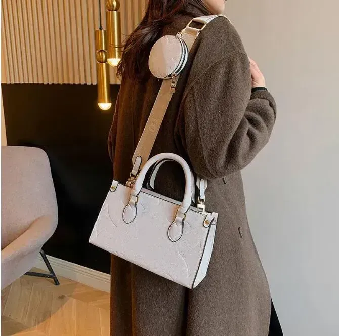 2024 NIEUW Mode luxe merk Klassiek Hoge kwaliteit Dames ontwerpers portemonnee weekend Canvas Draagtas met Ronde Munt Portemonnee Designer Luxe Handtas Schoudertas