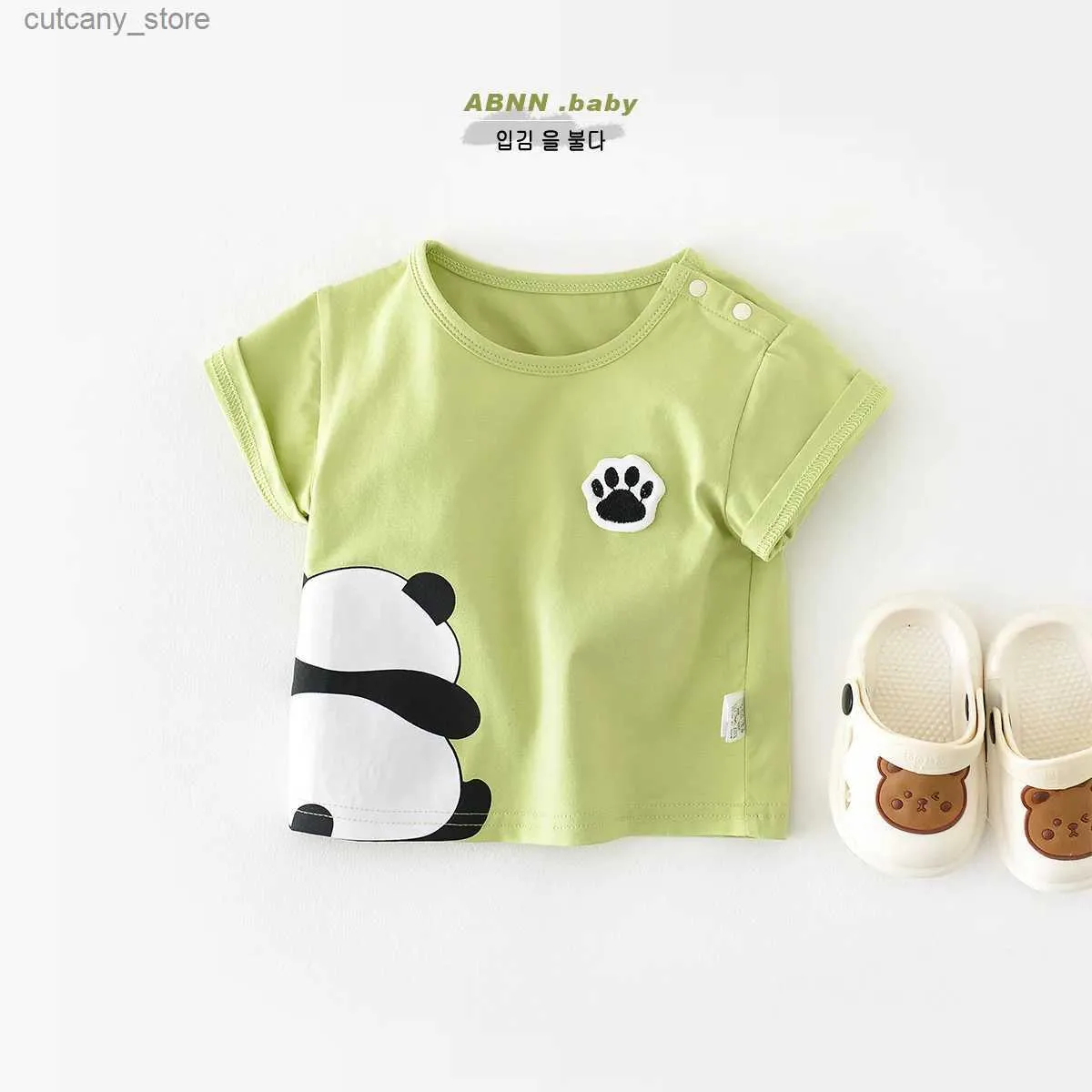 T-shirty Baby Boys Summer T-shirty kreskówka panda okrągła szyja Krótki rękaw dla niemowlęcia chłopcy Top Western Style cienki swobodny małe koszulki L240311