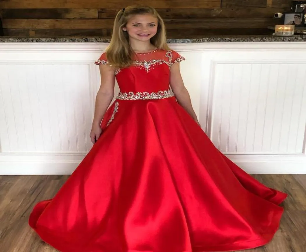 Robe de concours en satin rouge pour adolescents juniors 2021 poches Sparkle Bling Crystal longue robe de concours pour petite fille à manches cape formelle P7247658