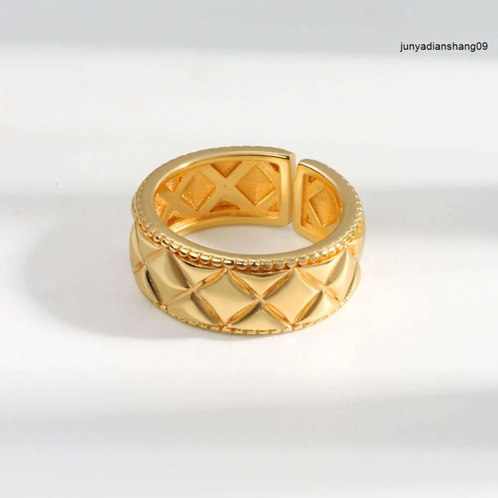 South Korea East Gate Gold High-grade Feeling Rhombic Opening Ring Womens Niche Design Exquisite Index Finger Ring