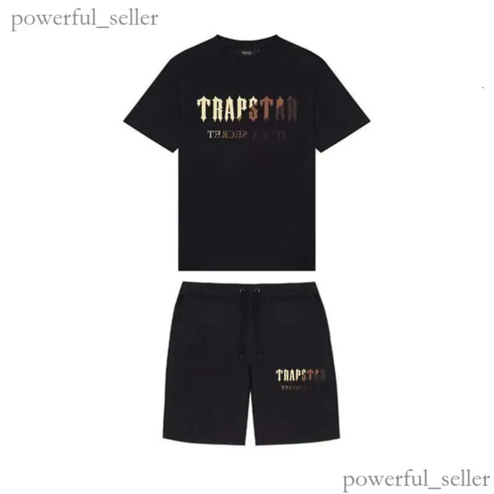 Mannen T-shirts 2023 Nieuwe Zomer TRAPSTAR Gedrukt Katoenen T-shirt Mannen Strand Shorts Sets Streetwear Trainingspak Mannen Sportkleding 287