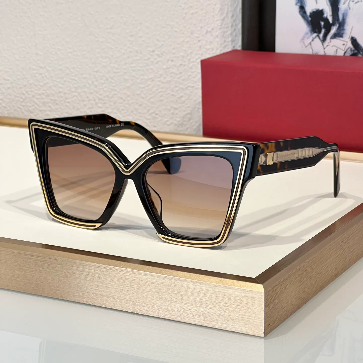 Óculos de sol populares para mulheres e homens verão V GRACE Designer Moda CR-39 Cateye Styles Anti-Ultravioleta Retro Placa Quadrada Metal Quadro Completo Óculos Caixa Aleatória