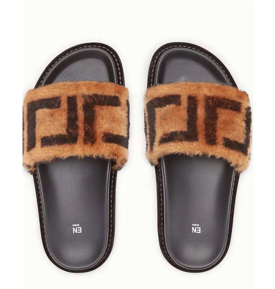 luxe Designer Schoenen Baguette sandaal loafer vintage Glijbaan dames winter warm bont Muilezel mode Zomer Nieuwe Casual schoenen huis dame mannen teddybeer tazz Sliders Slipper