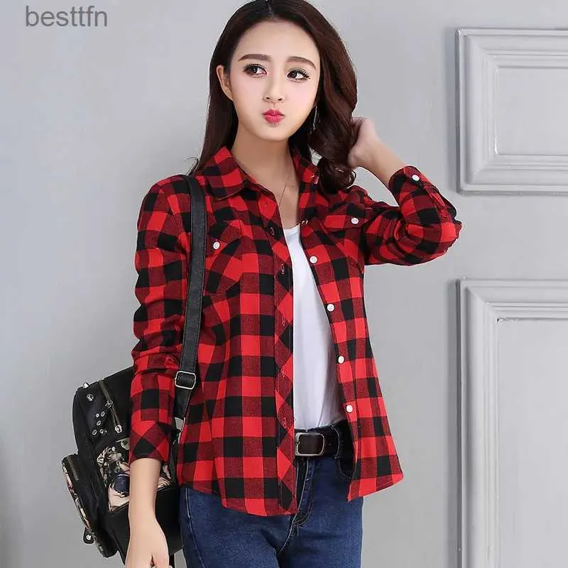 Kvinnors t-shirt kvinnors rutiga skjortor 2023 Autumn New Ladies Casual Long Sle Pocket Cotton Shirt Fine Elegant Lady Checked Tops Clothes 240311