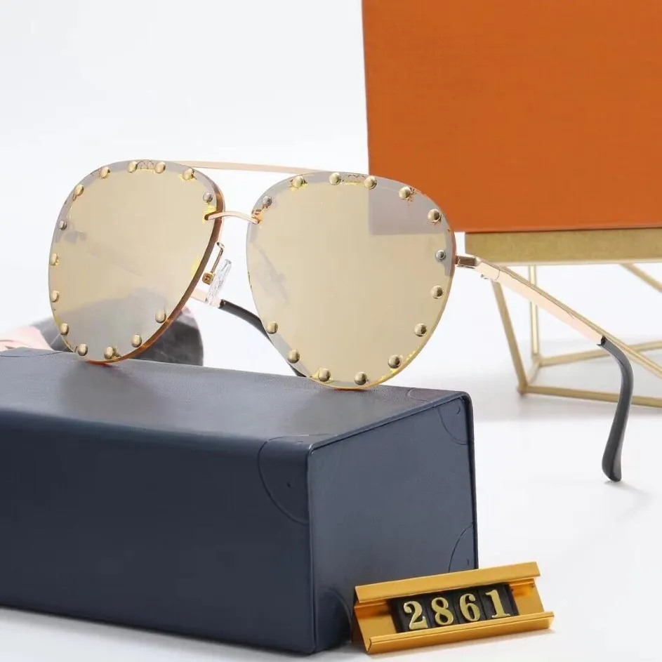 O partido piloto óculos de sol studes ouro marrom sombreado óculos de sol moda feminina sem aro óculos de sol com box252n