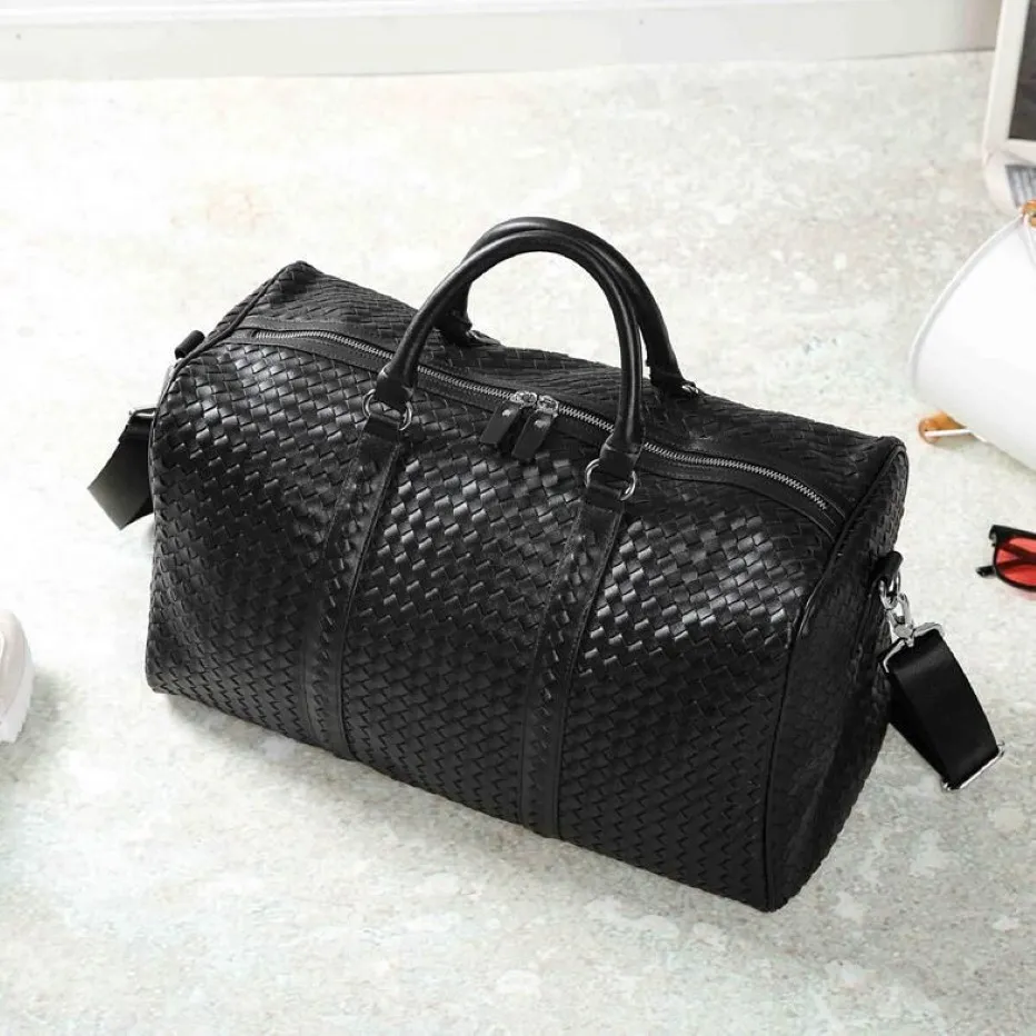 Factory whole men handbag hand-coded fashion Knitting bag street fashions Crochet leather fitness bags outdoor sports leisure 191i