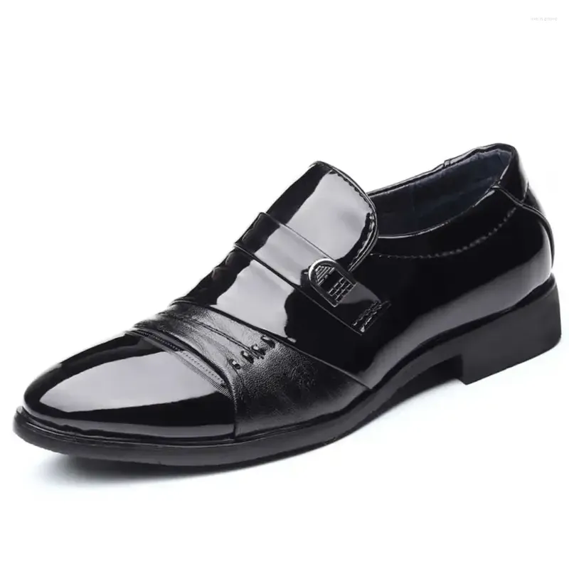 Chaussures habillées en cuir naturel quinceanera Sneakers taille 48 à 50 manse