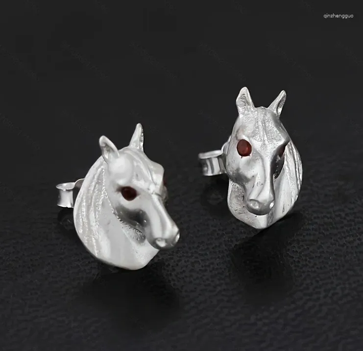 Orecchini a bottone 1 paio di orecchini a testa di cavallo con texture bianca abbozzata dal design unico, accessori per gioielli neutri per feste con animali