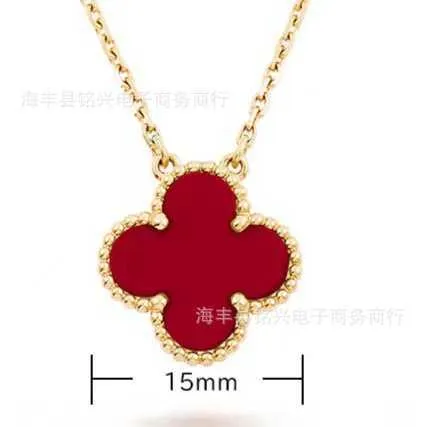 Designer Pendant Necklace Sweet Love Vanca Jade v Gold Clover for Women Silver Single Flower Natural Fritillaria Malachite Pendant Rose Gold Lock Bone Cg6g