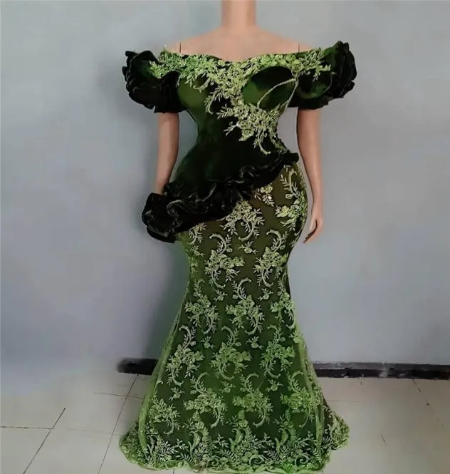Hunter Green Lace Aso Ebi Aftonklänningar Korta ärmar Puffy Off Shoulder Mermaid Women African Plus Size Prom Dresses Applices2682046