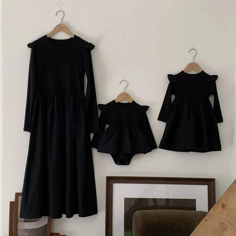 Koreanischen Stil Frühling Herbst Kinder Prinzessin Kleid Baby Mädchen Strampler Langarm Baumwolle Schwarz Schwestern Kleidung Kinder Tragen 240228