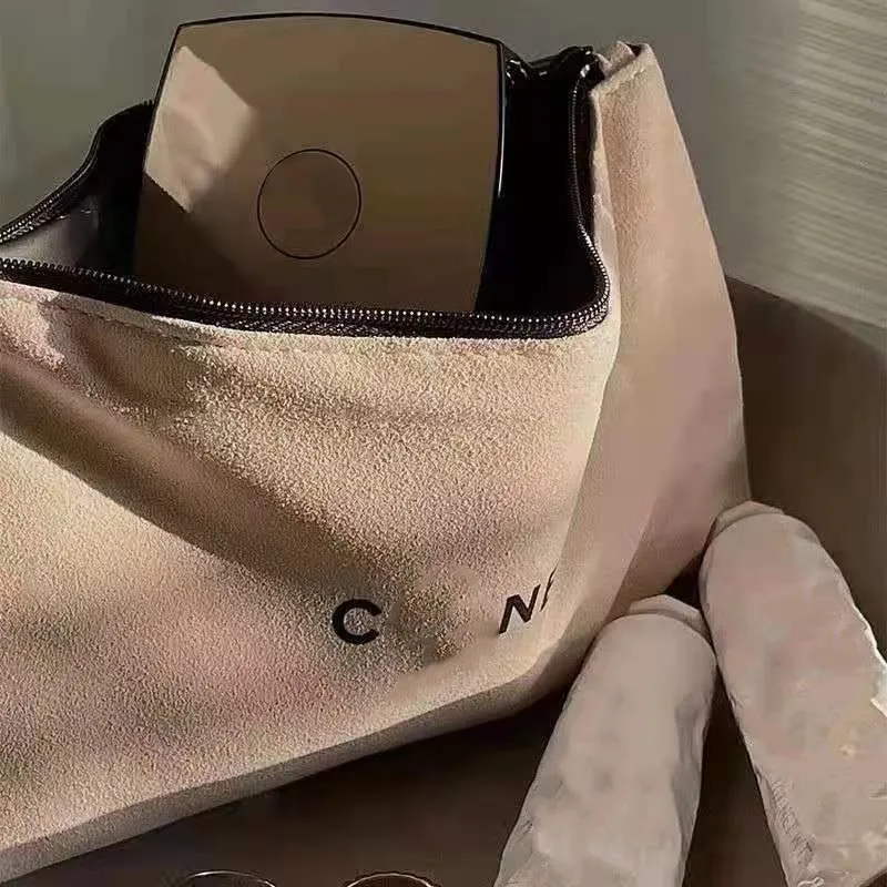 Borsa per il trucco di lusso di design borsa per cosmetici borsa da toilette da donna moda di alta qualità accessori per gioielli borsa per il trucco ragazza bella borsa per la spesa con logo lettera