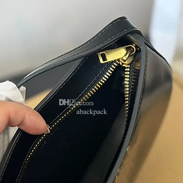 【直営・関税送料込】Medium Tilly bag in DHgate.com:Fashion Designer Bags Medium Tilly Bag in Shiny