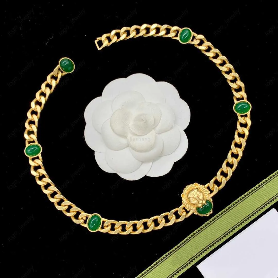 Pendant Necklaces Pendant Necklaces Brass Material Cuban Pendants Emeralds Relief Lions Classic Elements Fashion Designer Jewelry Chain Banquets Christmas Gift