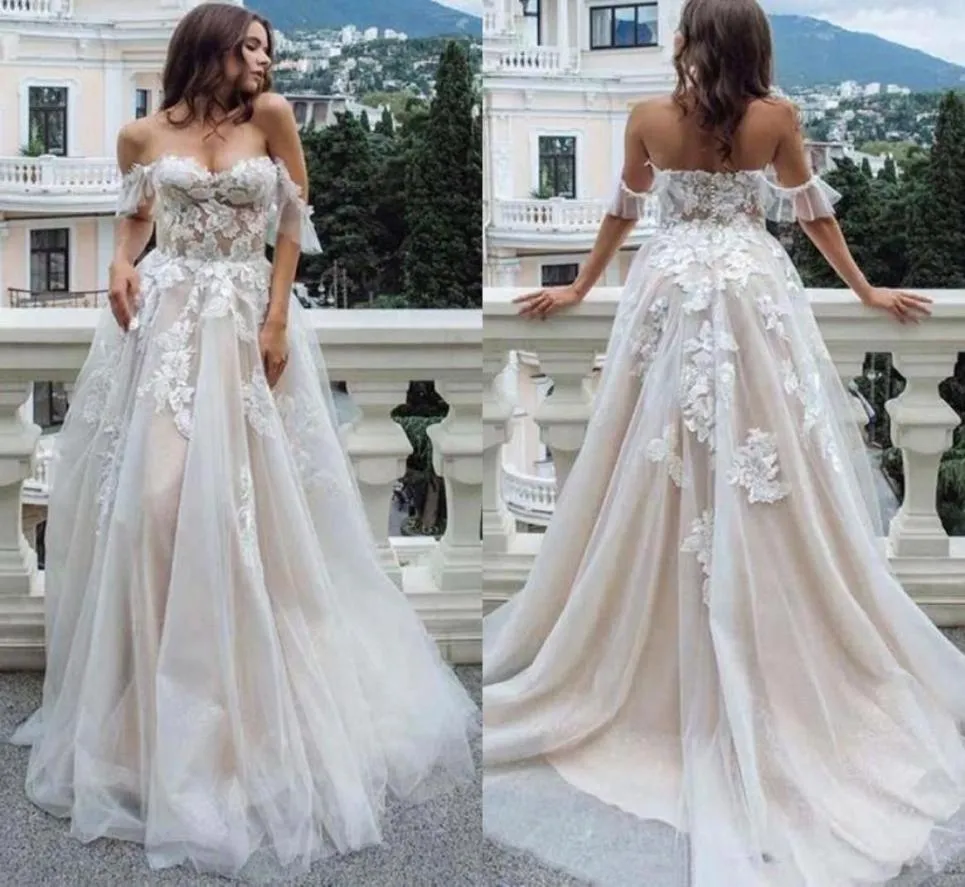 Country Bohemian Lace Wedding Dresses 2020 Off The Shoulder Tulle Applicques A Line Backless Garden Bride Wedding Robe de Soriee BC9605431