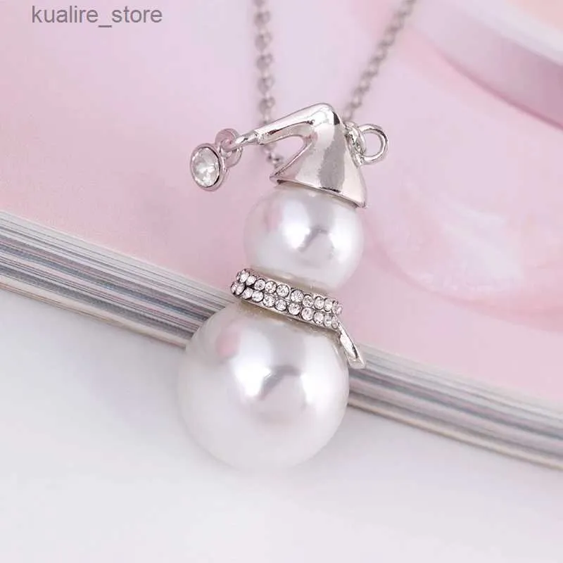 Pendant Necklaces Micro Inset Crystal Zircon Pearl Snowman Pendant Necklace Autumn Winter Long Sweater Chain Christmas Gift for Women Jewelry L240315