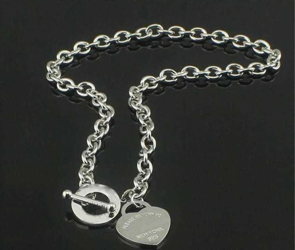 Colares pendentes VENDENTE HOT VENDIMENTO PRESECIMENTO DE NATAL 925 Silver Love Colar Bracelet Set Declaração de casamento Jóias Baga de coração 2 em 1 com caixa 38Ess