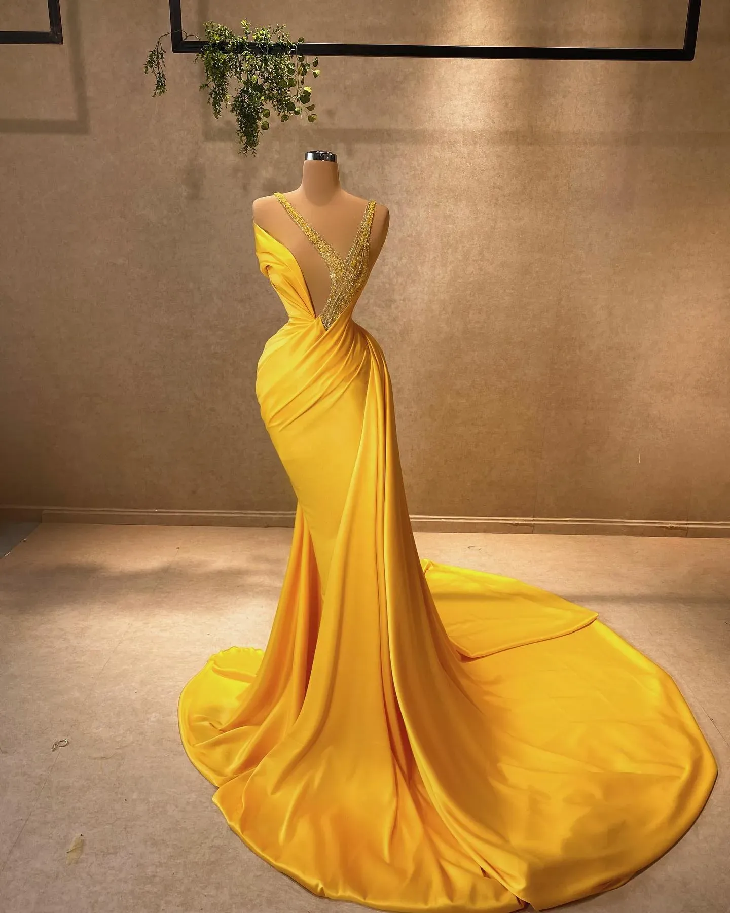 Gold Prom Mermaid Gown with Sweep Train and Zipper Back for Women Formal  Evening from Dhgate Prom Dresses - price 278.9