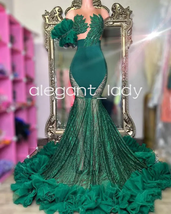 Emerald Green Sparkly Evening Formal Dresses Poison Ivy klänning Luxury Diamond Crystal Gillter Black Girl Prom Gala Gown 2024