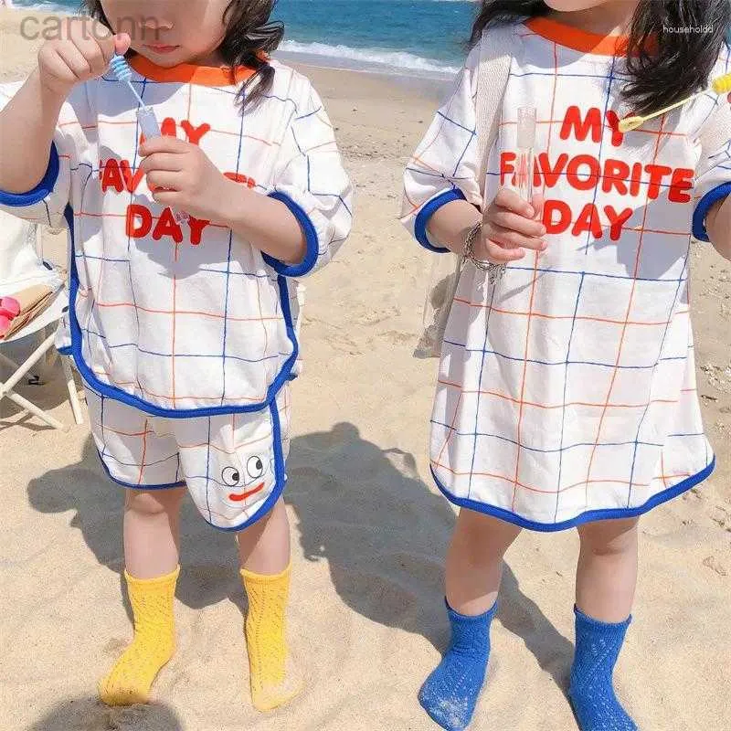 Ensembles de vêtements Ensembles de vêtements vêtements pour enfants coréens costume d'été pour garçons T-shirt à manches courtes Shorts ou robe pour filles frère soeur ldd240311