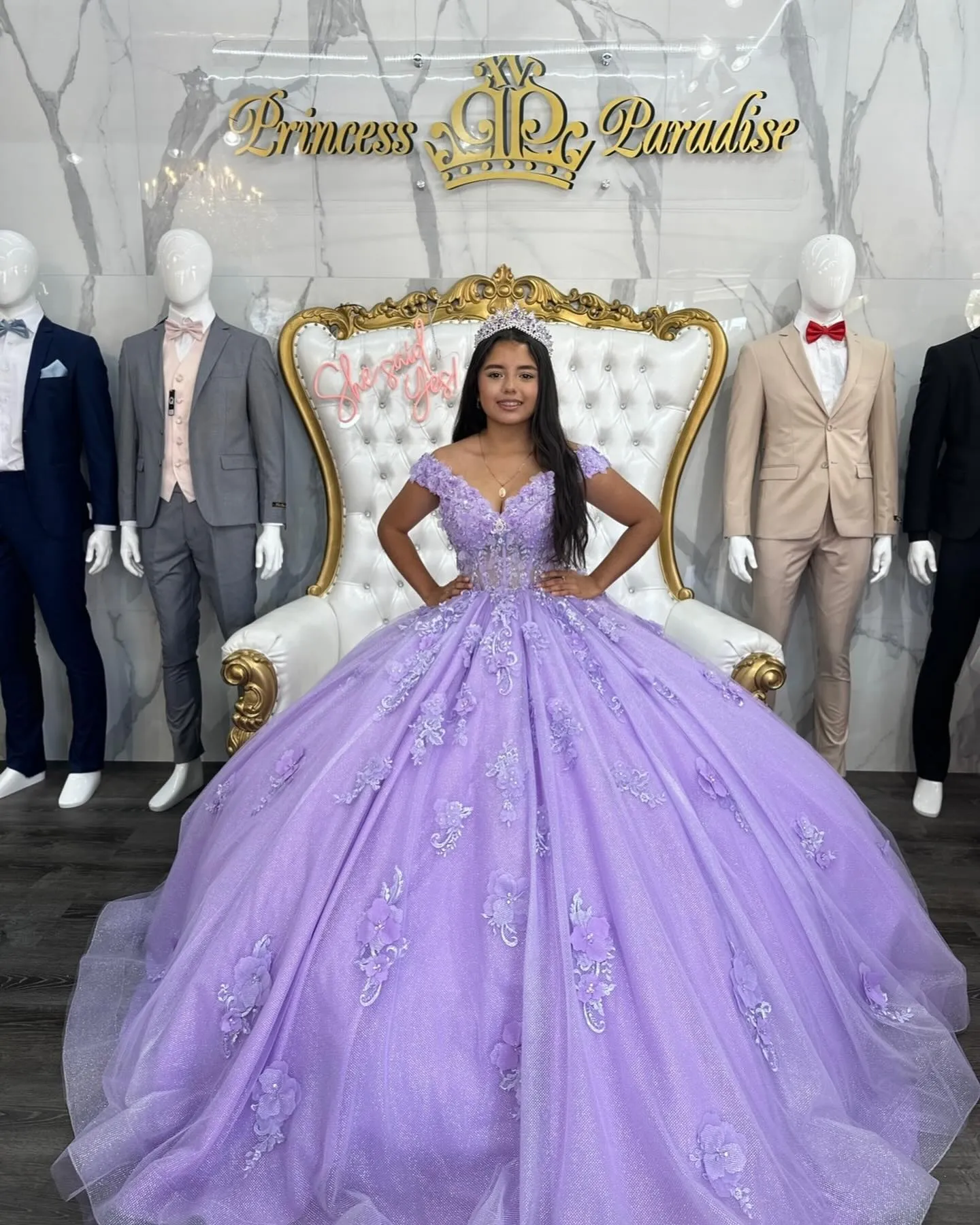 Pretty Purple Masquerade Outfit Lavender Purple Princess Dresses Off Shoulder Glitter Sequins Appliques Vestido De Quinceanera Pretty Purple Masquerade Outfit Lavender Purple Princess Dresses Off Shoulder Glitter Sequins Appliques Vestido De Quinceanera