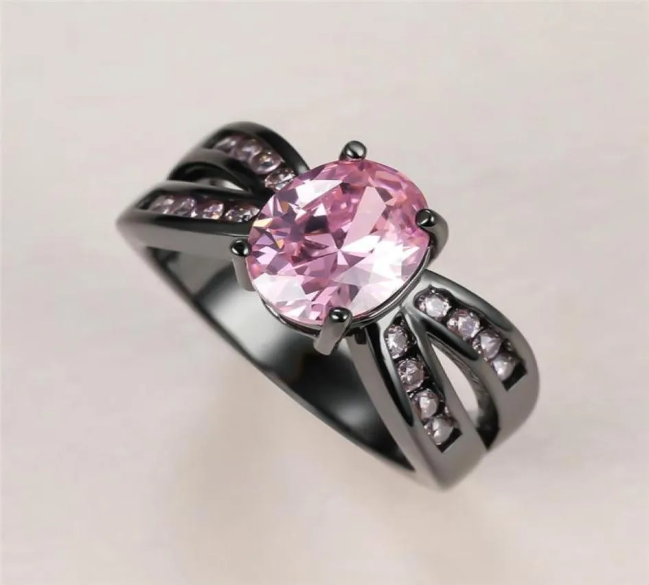 Bröllopsringar charmiga rosa kristall zirkonring oval sten för kvinnor vintage mode svart guld kvinnliga födelsestoles smycken1086902