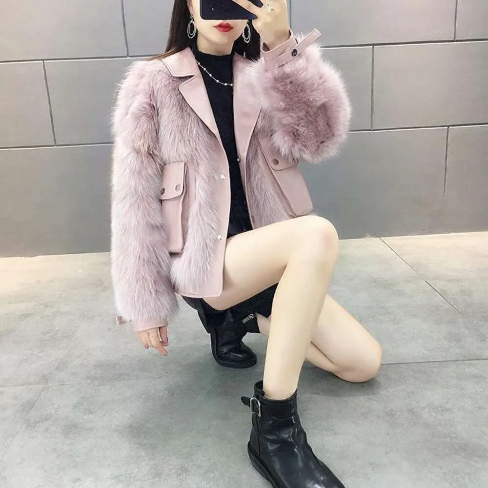 2023 Haining Fox Hair Nuovo cappotto in ecopelle Donna Inverno Moda giovanile Stile corto 9668