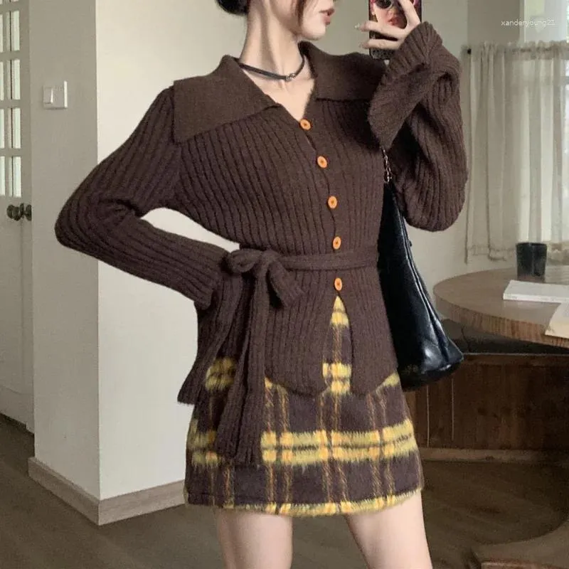 Women's Knits 2024 Autumn Turn Down Collar Lace Up Sexy Long-sleeved Cardigan Women Contrast Color Plaid Knit Mini Skirt Two-piece Suit