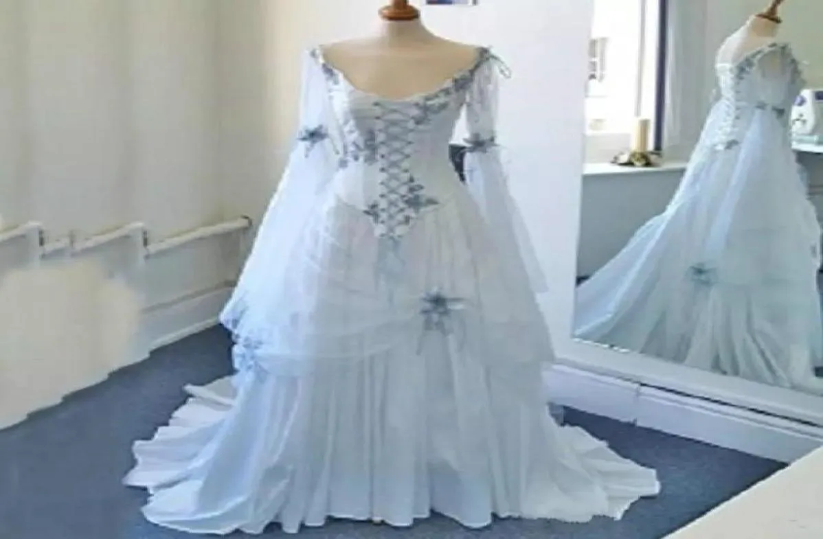 Abiti da sposa celtici vintage bianco e blu pallido colorato abito da sposa country medievale corsetto maniche lunghe a campana appliques Weddi2442740