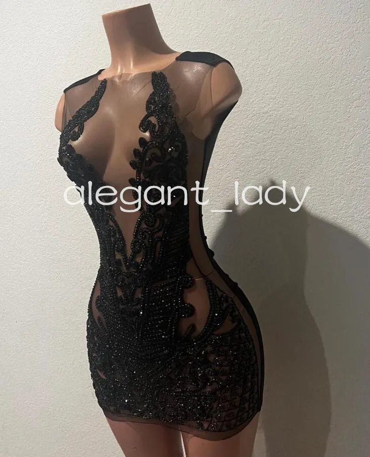 Kleines Schwarzes Kleid, glitzerndes, kurzes Abschlussball-Partykleid für schwarze Mädchen, luxuriöses Diamant-Kristall-durchsichtiges Mesh-Geburtstags-Galakleid 2024