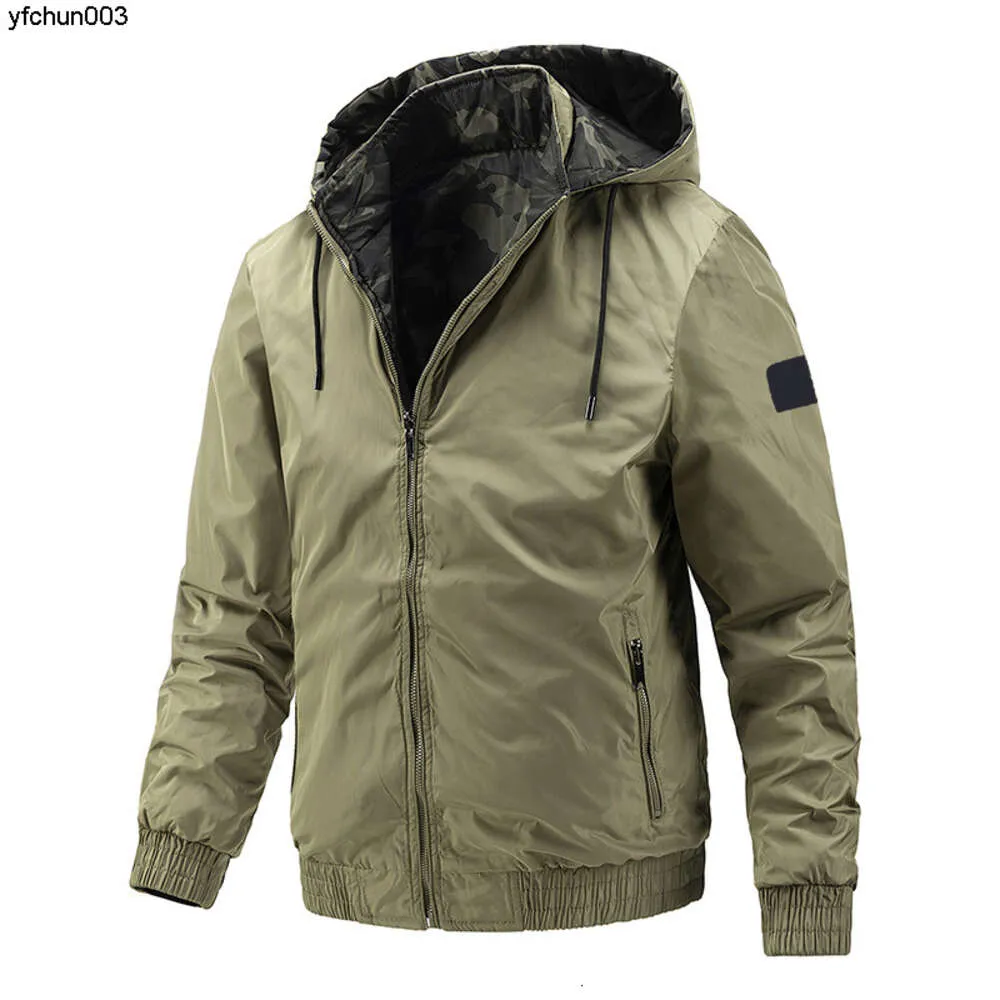 Designer-Jacke mit Kapuze, Reißverschluss, besticktes Buchstabenetikett, Winter-Damen-Thermomantel, stilvoller Outdoor-Trench-Liebhaber, verdickter warmer Stein, Az8i