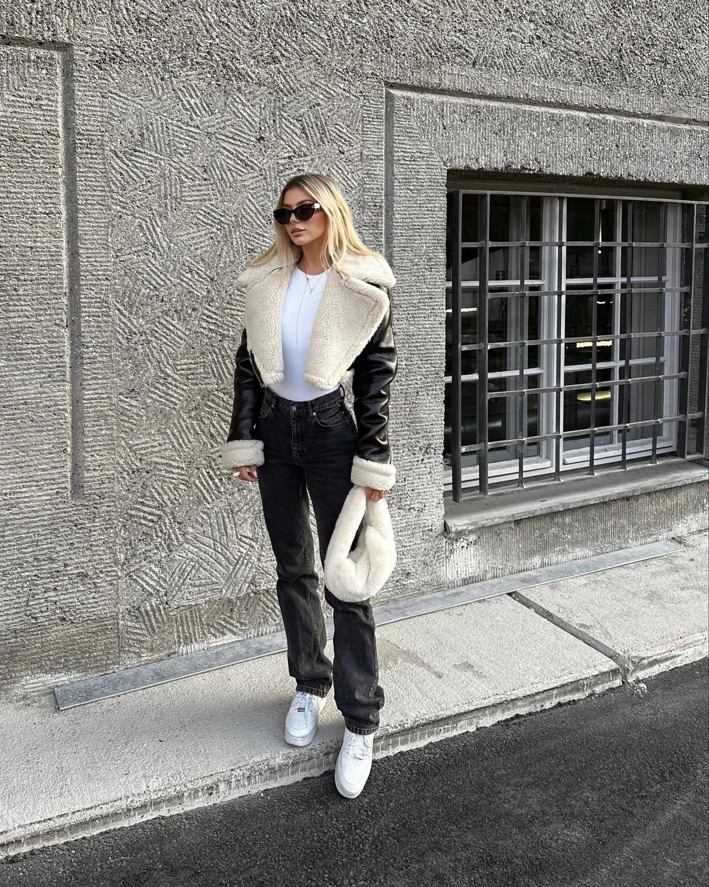 Edgy Chic Leather Fur Moto Jacket High-End Black Leather Biker