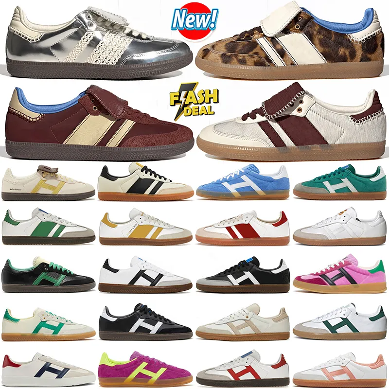 Welsh Originals: Designer Sports Sneakers With Rich Color Combinations ...