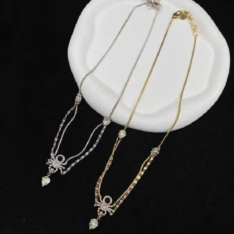 Ny Spider Water Diamond Pendant Double Layer Halsband med liten stativ design mässing tröja kedja 240315