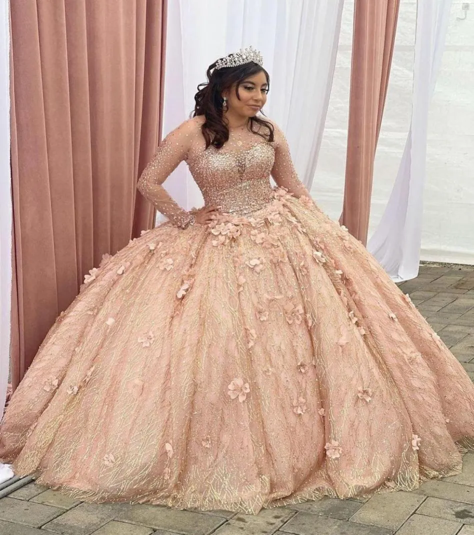 Scintillanti fiori floreali 3D in oro rosa Plus size Abiti da ballo Quinceanera 2022 Abito da ballo maniche lunghe Illusion Strass di cristallo Sw6441459