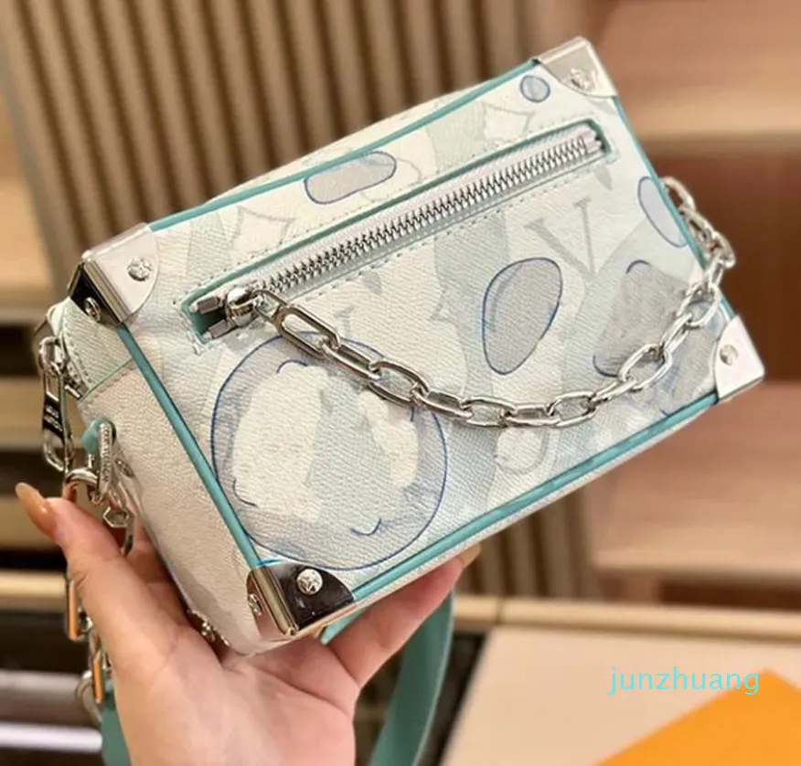 Bolsa de ombro feminina com alça de alta qualidade, bolsa de mão dobrável de luxo, bolsa de couro feminina casual, bolsa de mão exclusiva com alça